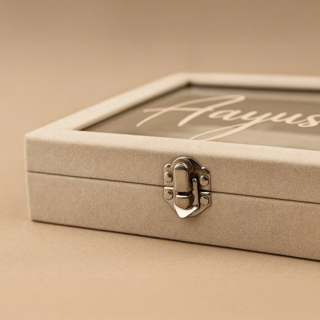 Beige Velvet Jewellery Organizer Box with Jewellery - Image 6
