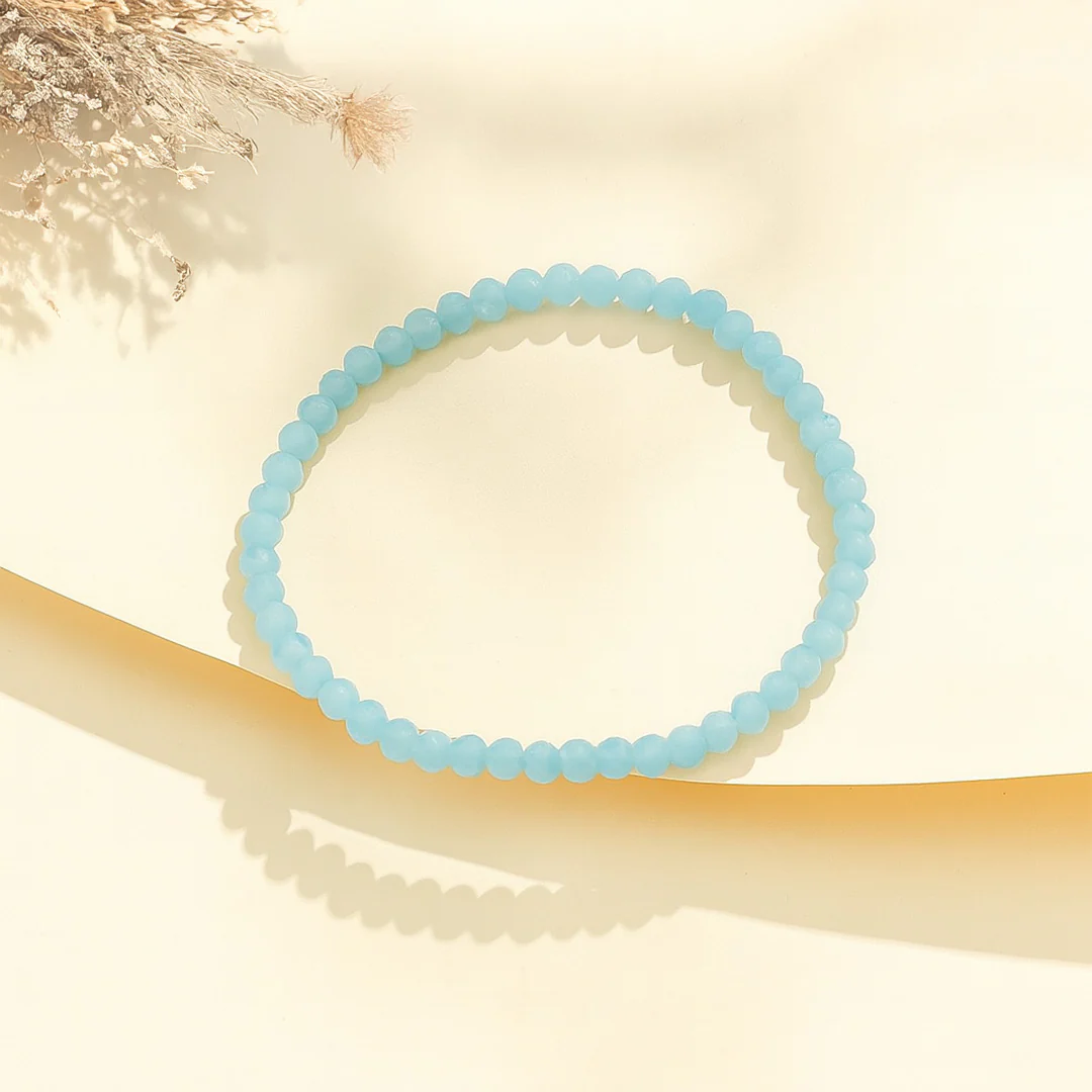 Blue Bead Bracelet Gift Box - Image 3