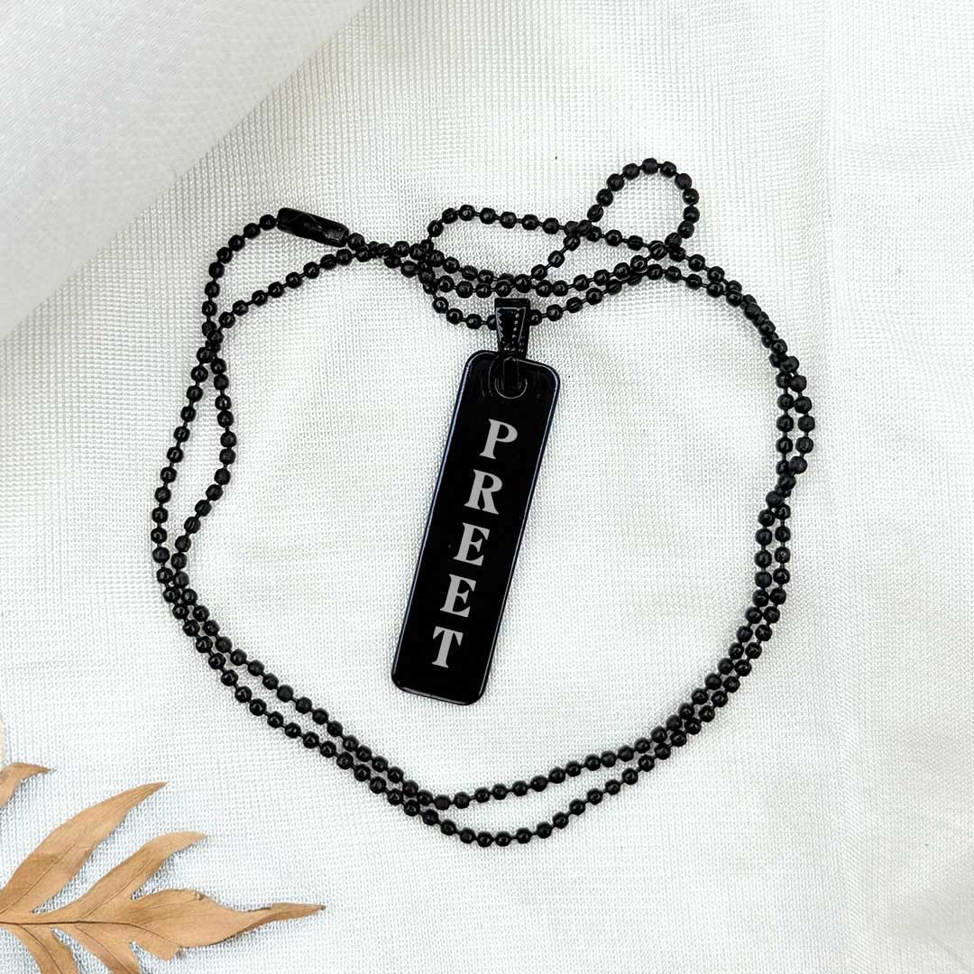 Custom Vertical Metal Name Pendant – Gold, Black & Silver Finish Options - Image 3
