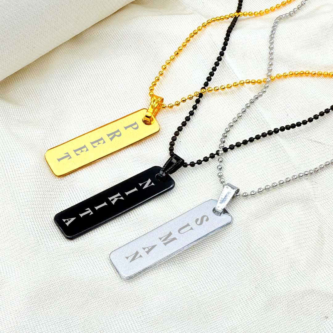 Custom Vertical Metal Name Pendant – Gold, Black & Silver Finish Options - Image 4