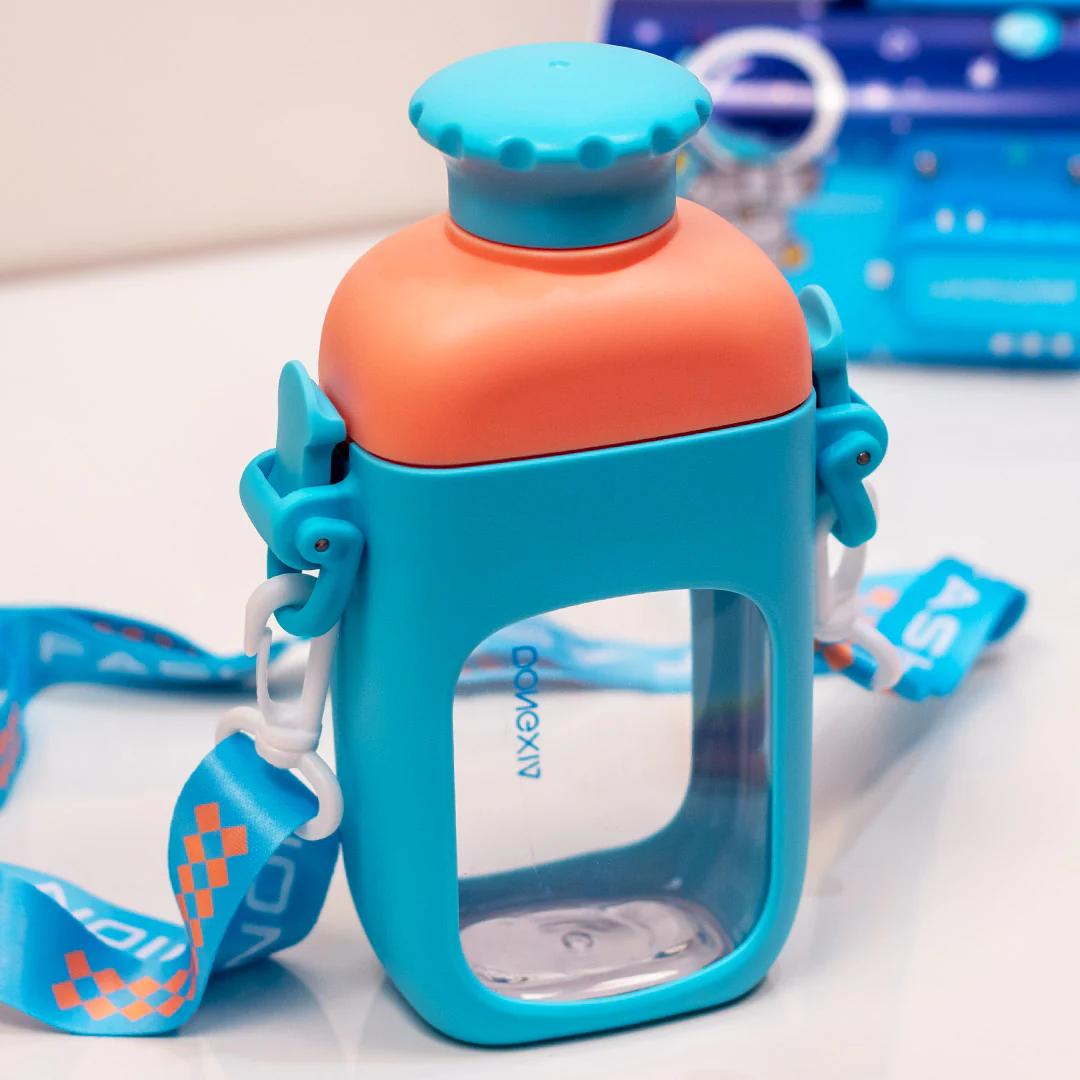 Cute Wink Face Kids Water Bottle - Image 11