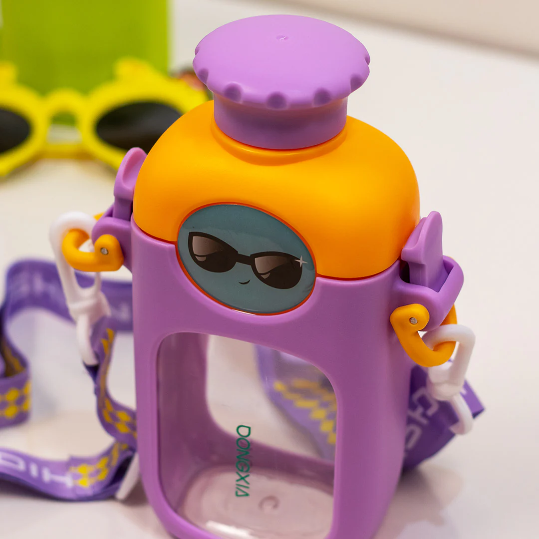 Cute Wink Face Kids Water Bottle - Image 5