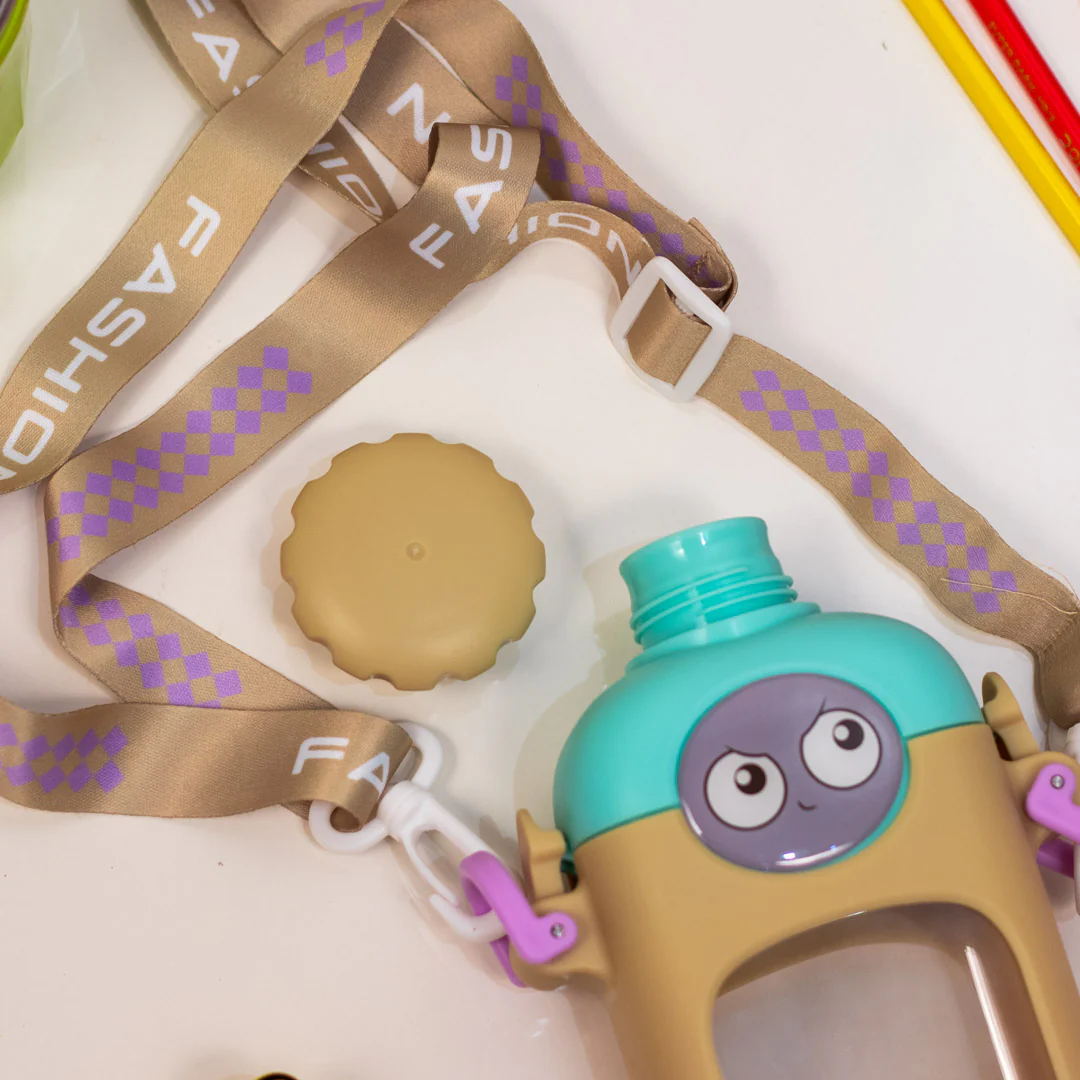 Cute Wink Face Kids Water Bottle - Image 6