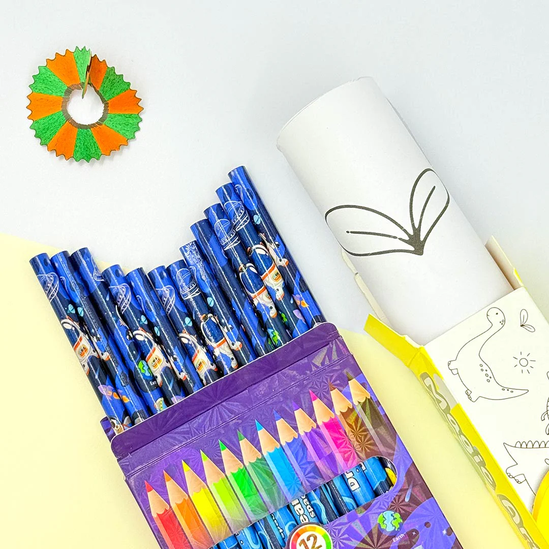 Drawing Paper Graffiti Scroll With Custom 12 Colorful Pencils Set - Image 4