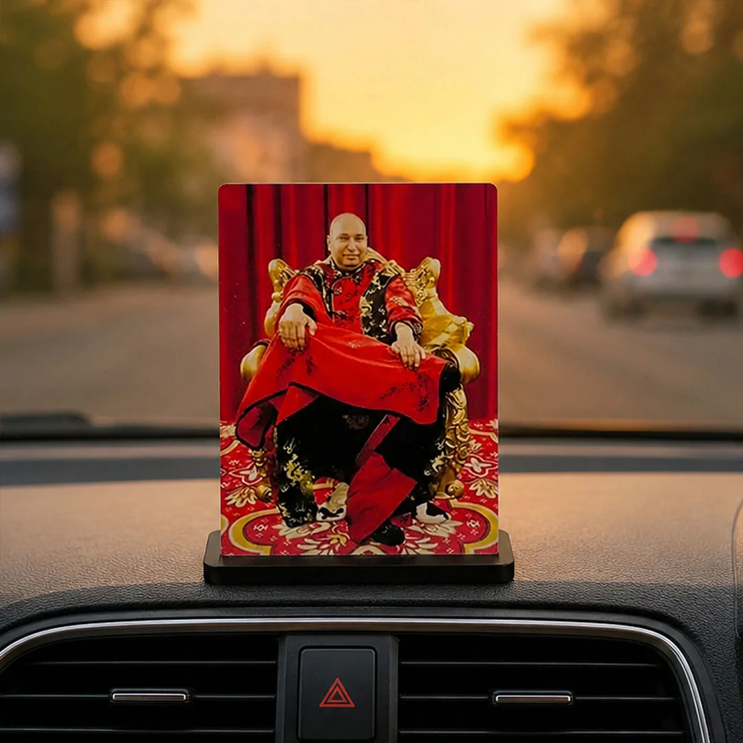 Guru Nirmal Ji Acrylic Car Dashboard- 2.5×3.5" - Image 5