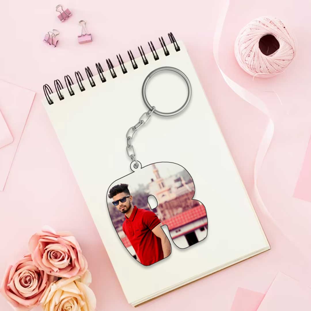 Moon Shape Photo Frame With Pen &amp; Keychain - 8X12 Inch - Image 7