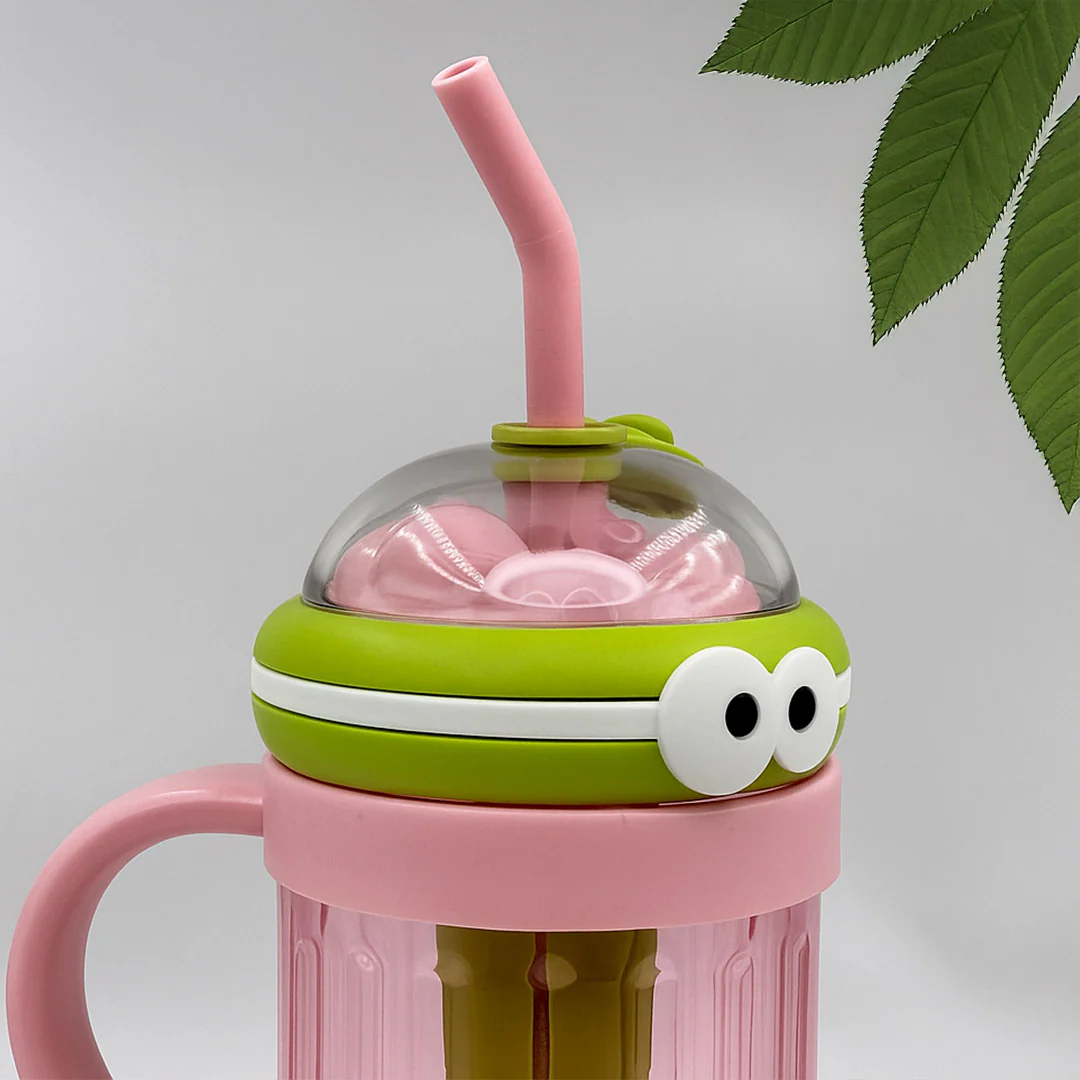 Personalized Cartoon Sipper Bottle with Straw - Image 3