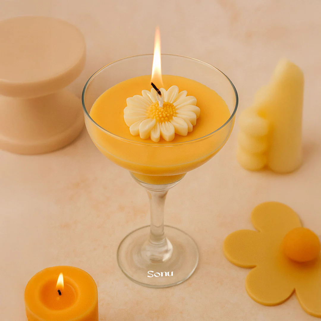 Personalized Daisy Flower Candle in Cocktail Glass - Image 5