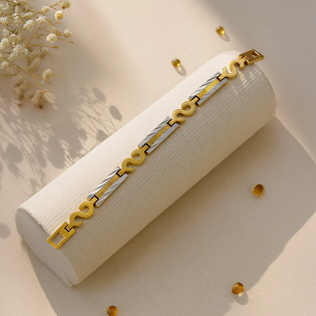 Personalized Designer Golden Chain Bracelet for Men - Image 4