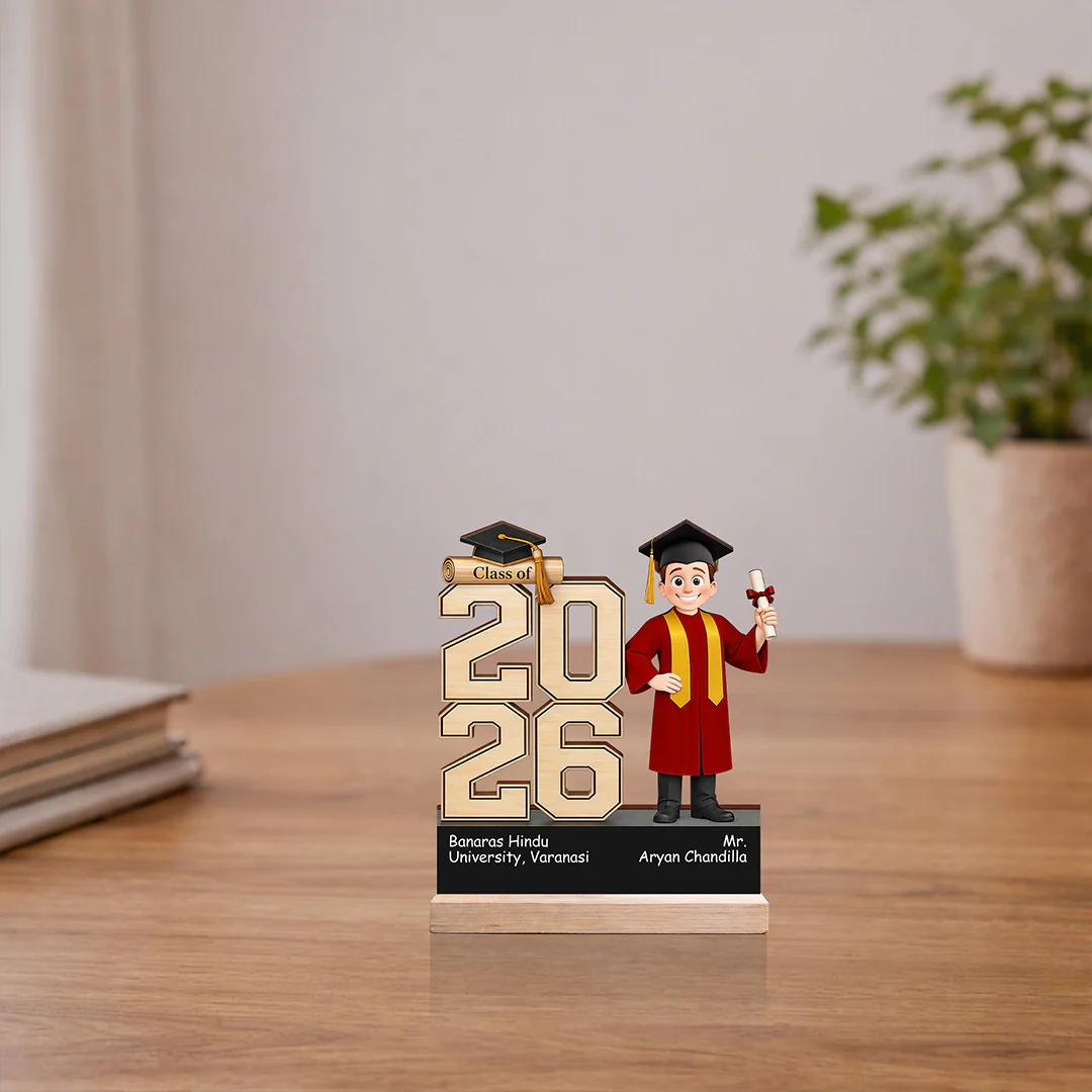 Personalized Graduation Wooden Table Stand for Students, Boys & Friends (6x6")