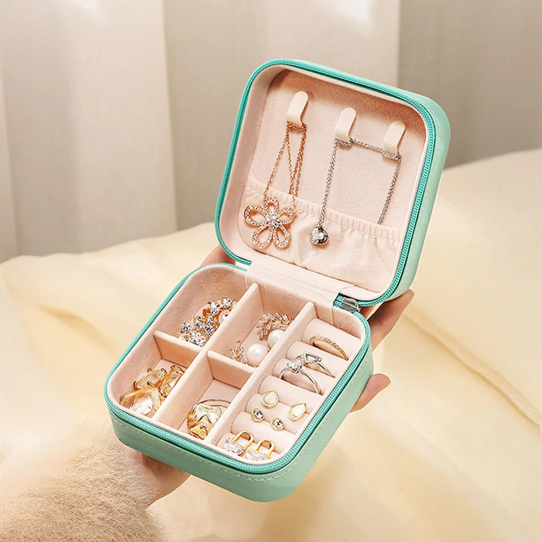 Personalized Jewellery Travel Case – A Birthday Gift for Her - Image 6