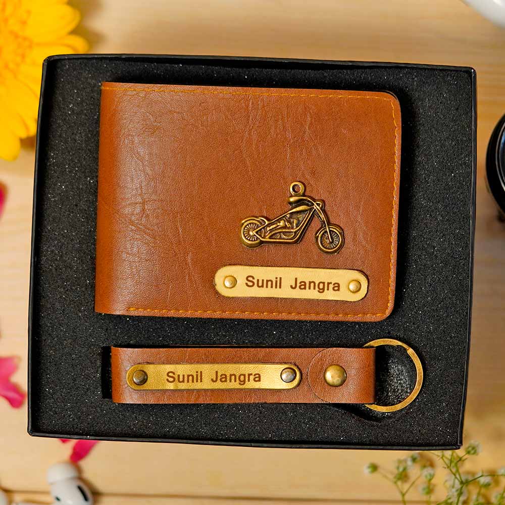 Personalized Men's Wallet & Keychain Combo - Image 3