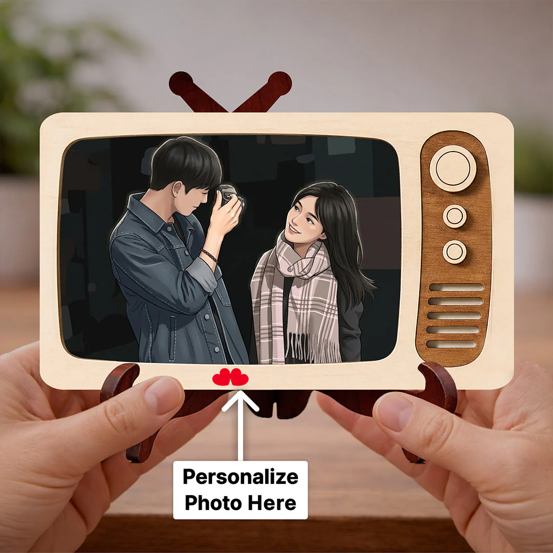 Personalized Retro TV Style Photo Frame | Couple Memory Table Decor Gift-7.5x4.5" - Image 2