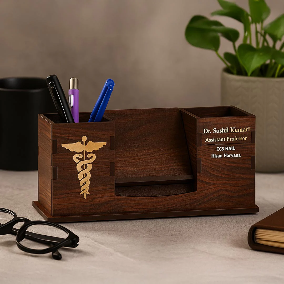 Personalized Wooden Pen Stand for Doctors - Image 3